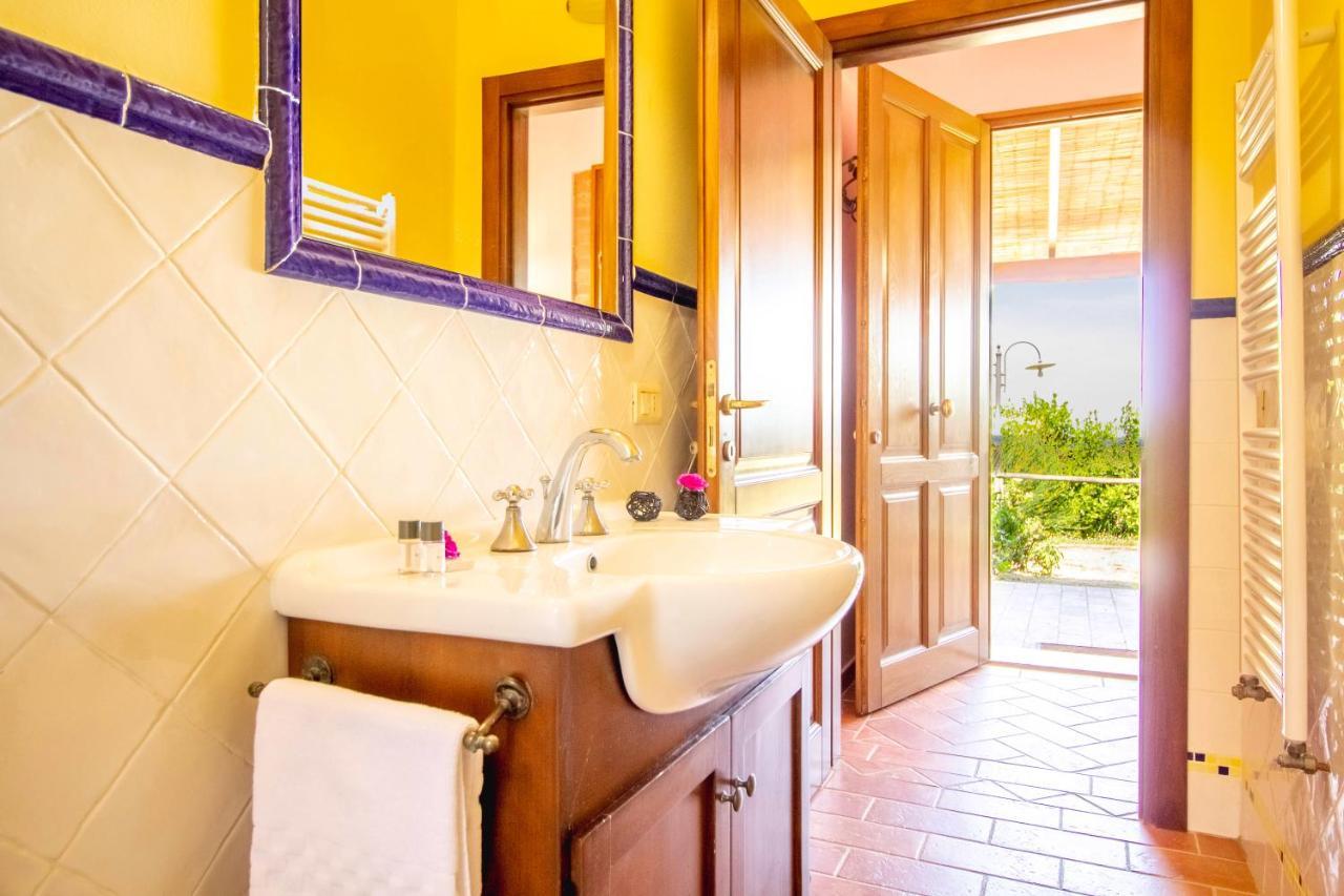 Agriturismo Poggio Pistolese 蒙塔约内 外观 照片